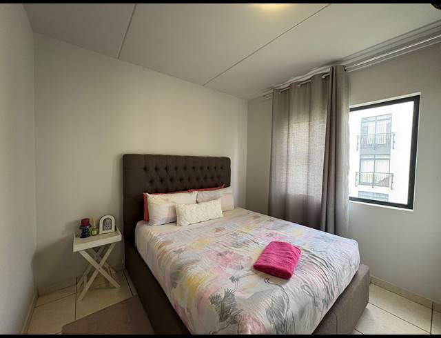 2 BEDROOM APARTMENT TO LET IN BALLITO COMMERCIAL DISTRICT